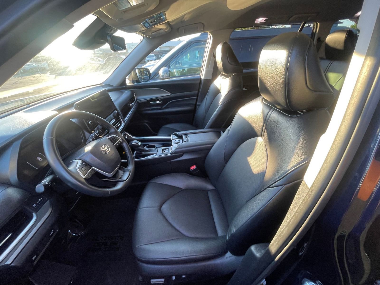 Used 2025 Toyota Grand Highlander FWD image 36