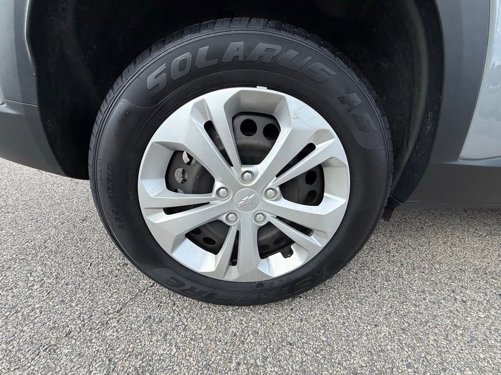 Used 2024 Chevrolet Trax LS FWD image 31