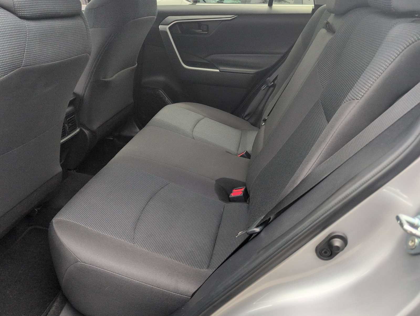 Used 2023 Toyota RAV4 LE FWD image 18