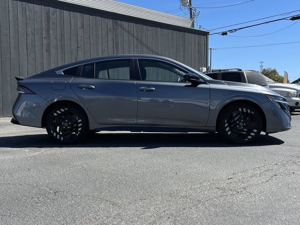 Used 2026 Nissan Sentra SR w/ Floor Mat Package FWD image 35