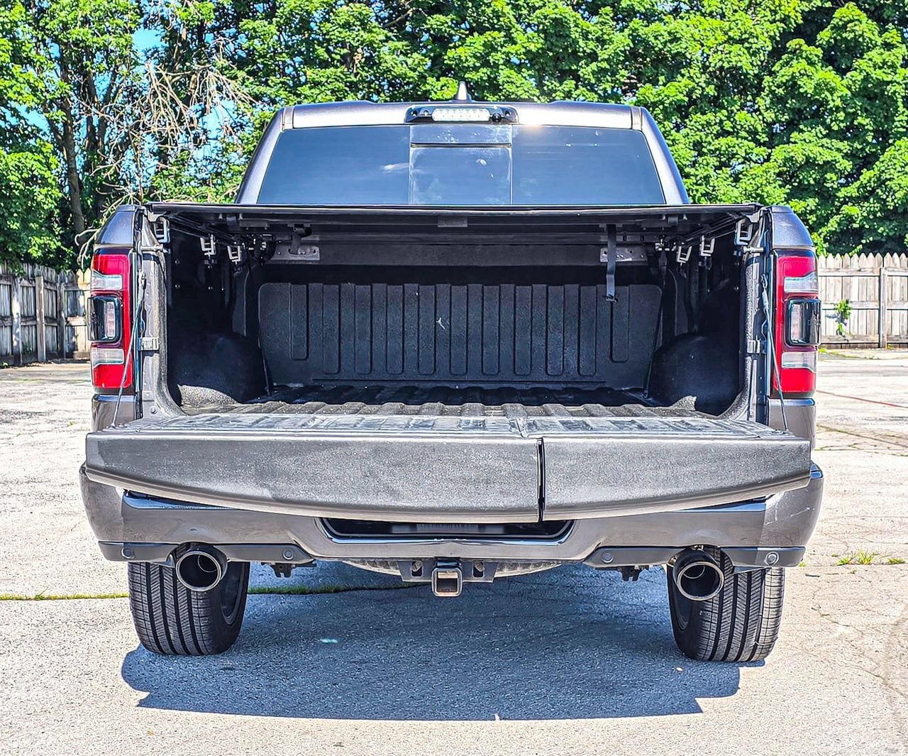 Used 2022 RAM 1500 Limited AWD/4WD image 7
