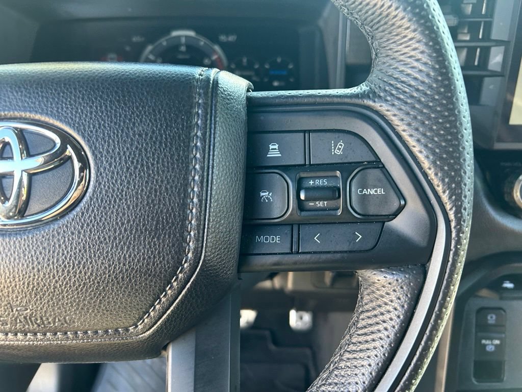 Used 2025 Toyota Sequoia TRD Pro AWD/4WD image 12