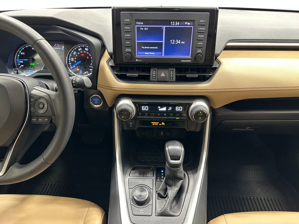 Used 2022 Toyota RAV4 XLE Premium image 14