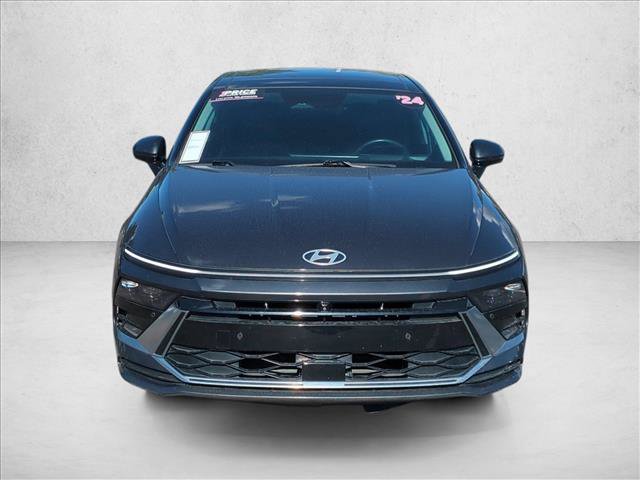 Used 2024 Hyundai Sonata Limited FWD image 2