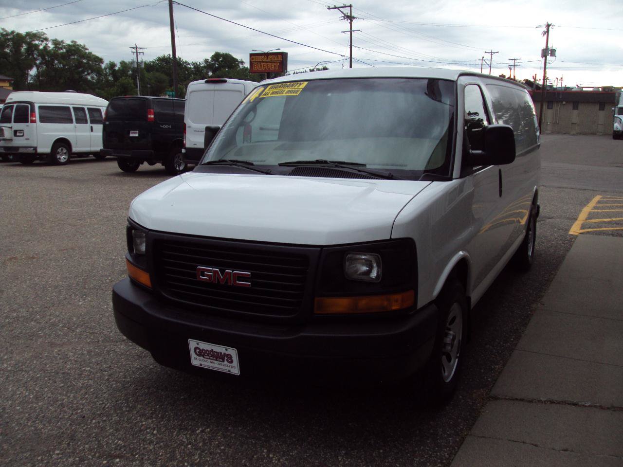Used 2014 GMC Savana 1500 AWD image 4
