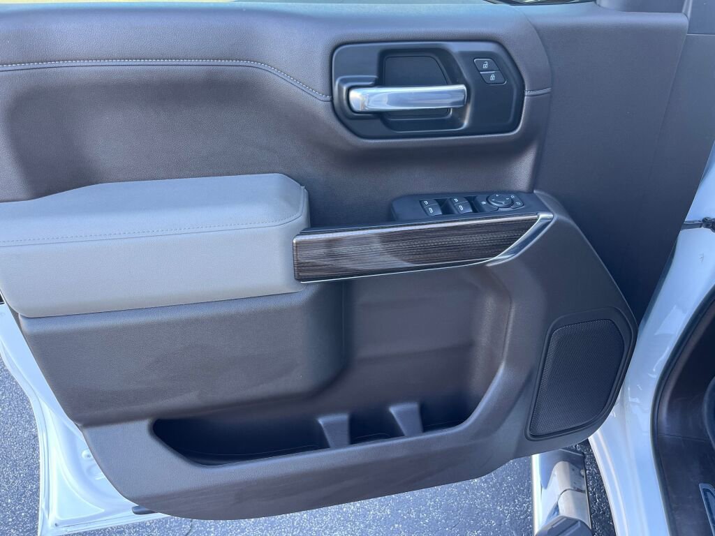 Used 2021 Chevrolet Silverado 1500 RST w/ Bed Protection Package image 11