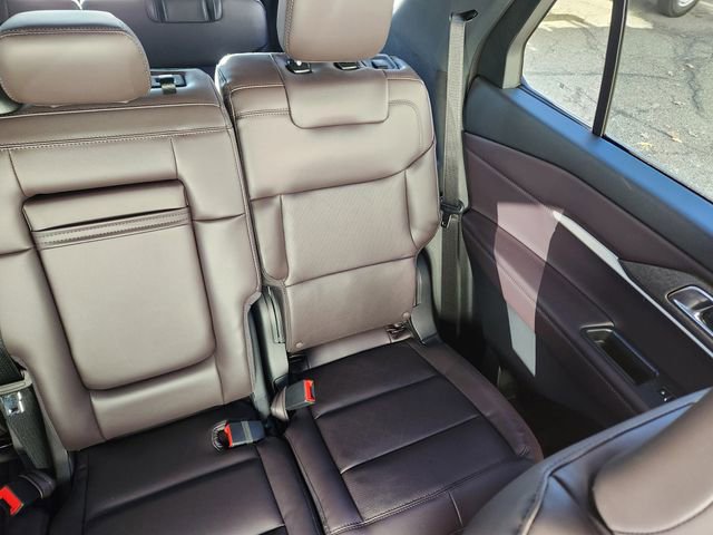 New 2026 Ford Explorer Platinum image 15