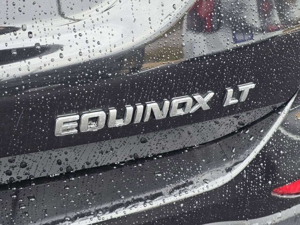 Used 2023 Chevrolet Equinox LT image 30