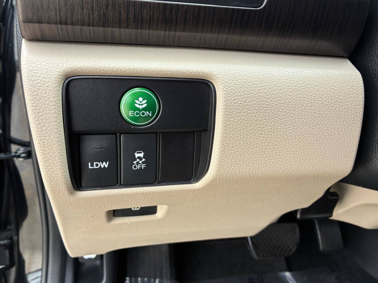 Used 2015 Honda Accord EX-L image 25