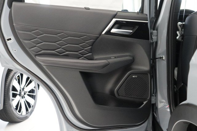 New 2026 Mitsubishi Outlander SEL AWD/4WD image 26