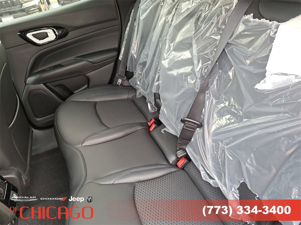 New 2026 Jeep Compass Latitude image 10