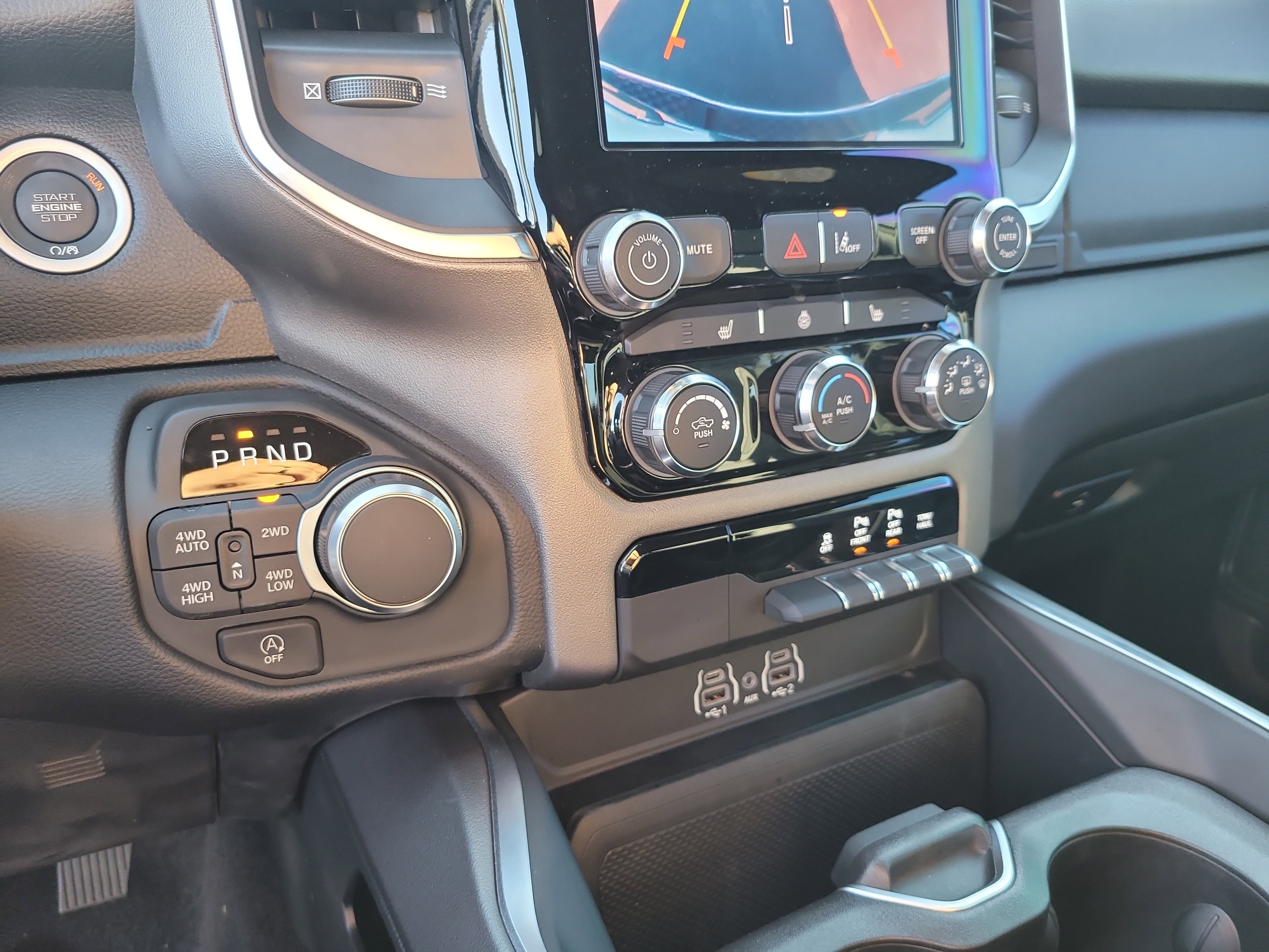 Used 2025 RAM 1500 Big Horn image 23