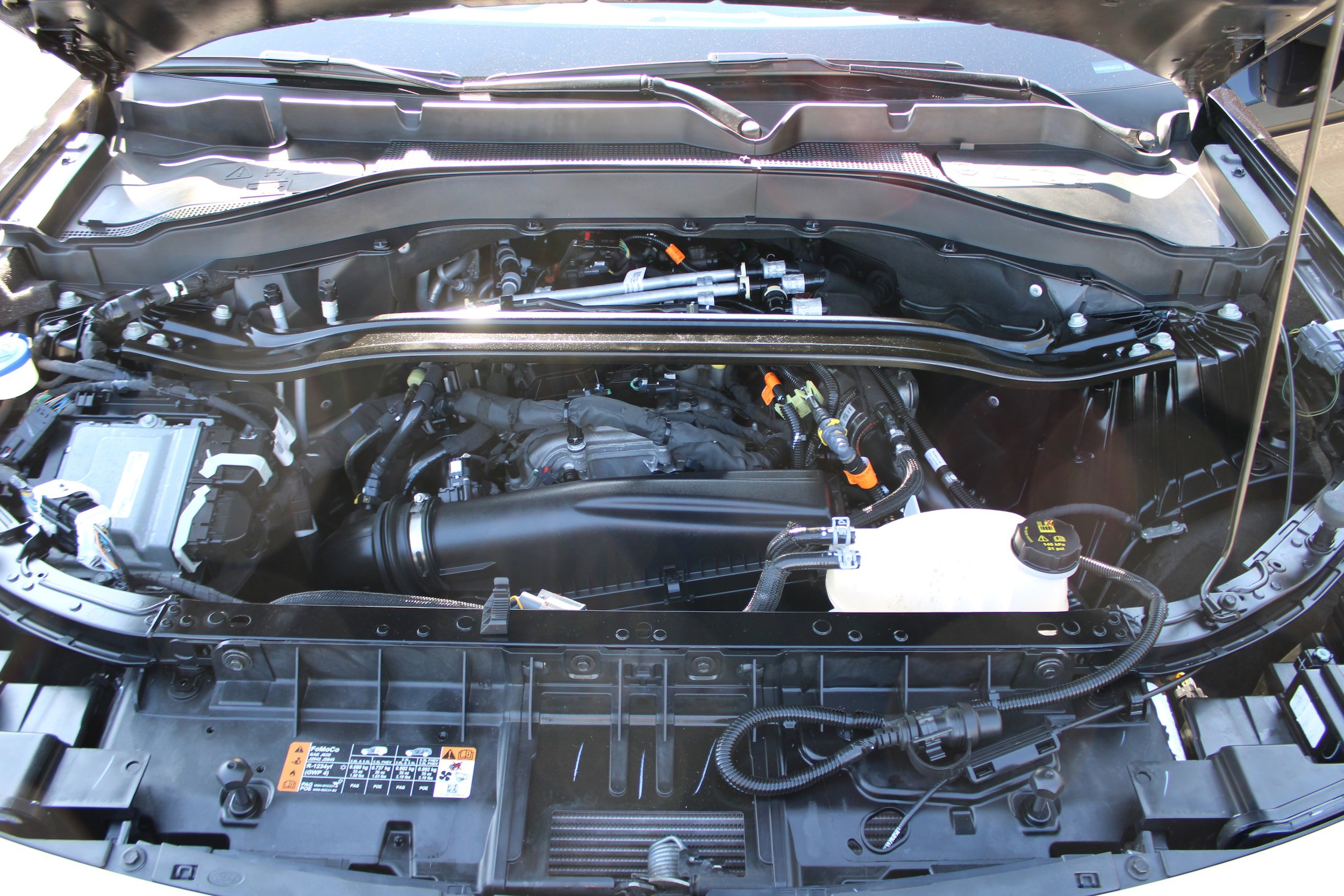 Used 2025 Ford Explorer Platinum AWD/4WD image 11