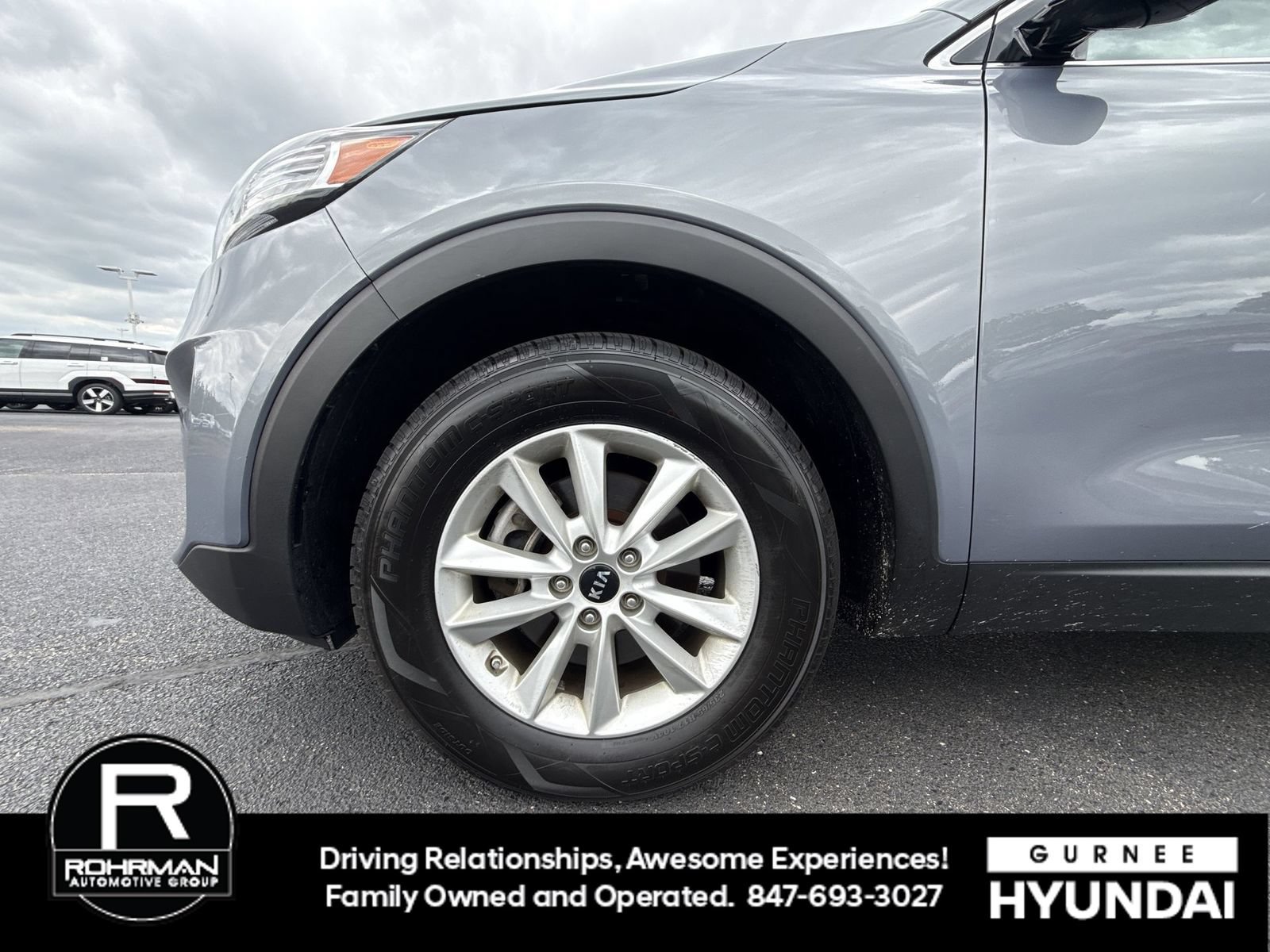 Used 2019 Kia Sorento L FWD image 11