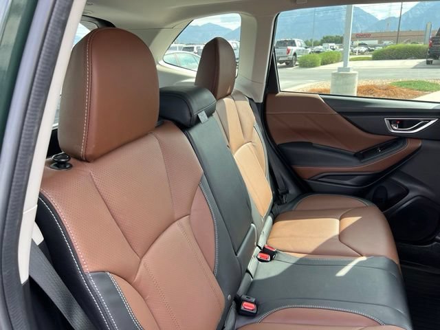 Used 2024 Subaru Forester Touring w/ POP Package 3 AWD/4WD image 31