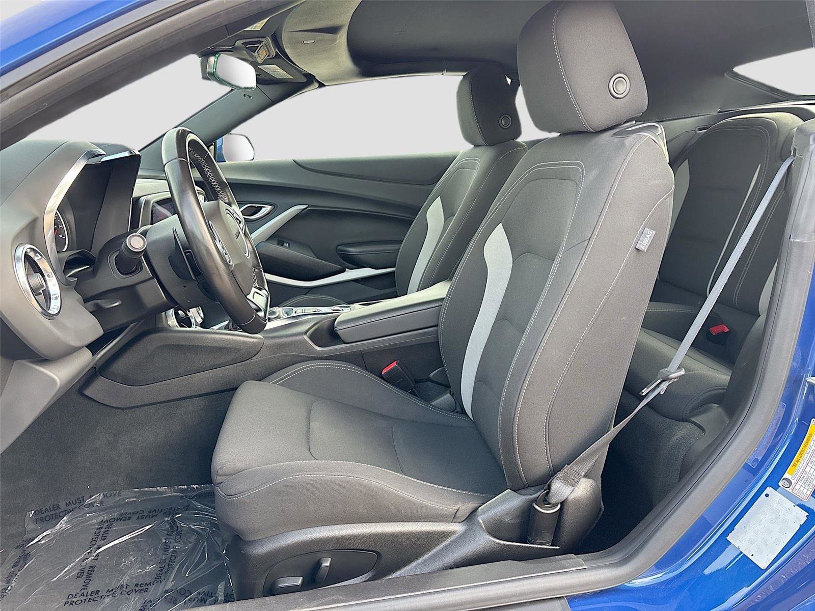 Used 2022 Chevrolet Camaro LT w/ Technology Package image 21