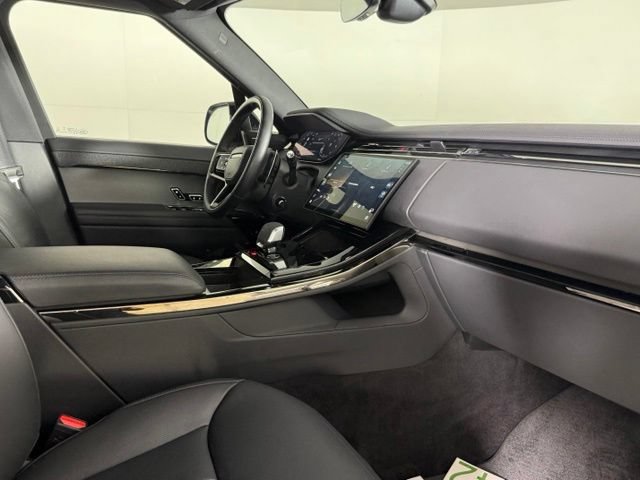 Used 2025 Land Rover Range Rover Sport Dynamic SE AWD/4WD image 34