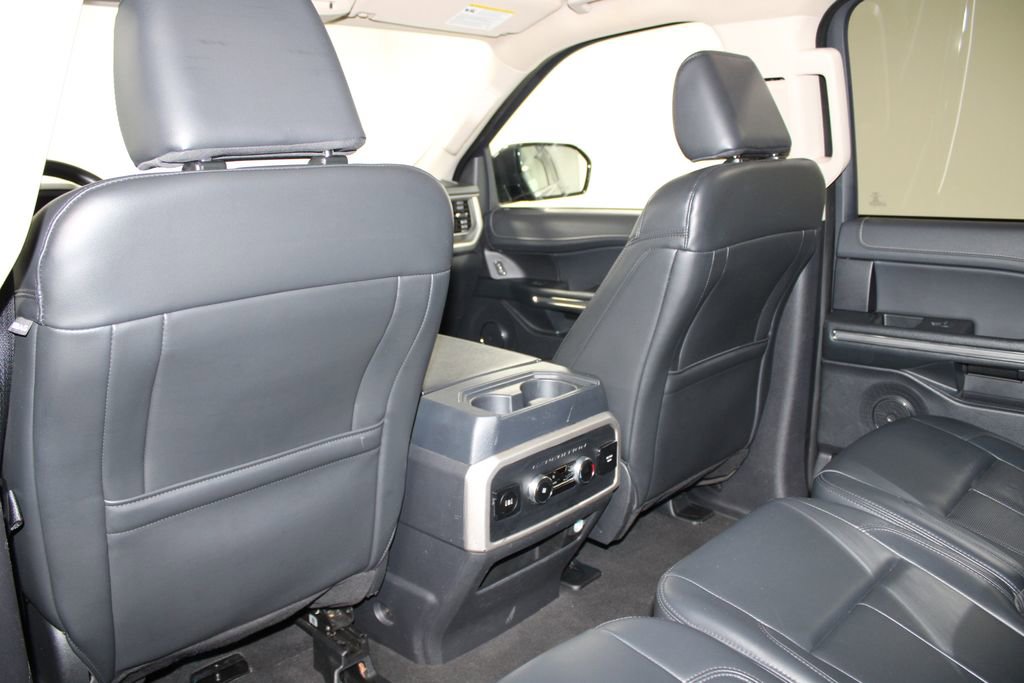 Used 2024 Ford Expedition Max XLT image 29