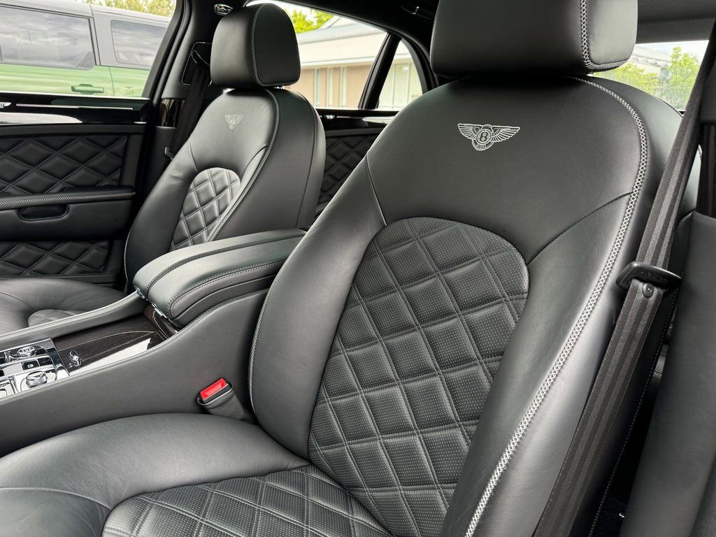 Used 2013 Bentley Mulsanne image 45