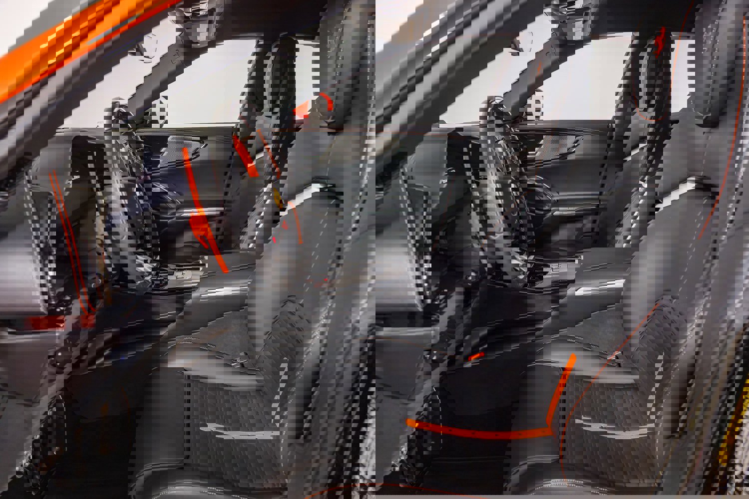 Used 2024 Ferrari Purosangue image 19