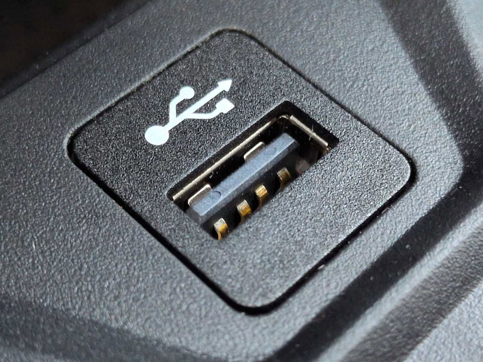 New 2026 BMW M4 Coupe w/ Executive Package RWD image 31