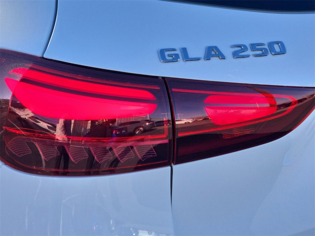 New 2026 Mercedes-Benz GLA 250 4MATIC image 10