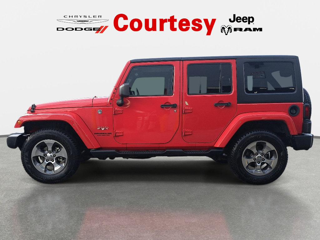 Used 2017 Jeep Wrangler Unlimited Sahara AWD/4WD image 7