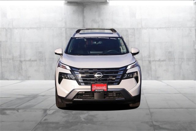 Certified 2024 Nissan Rogue SL w/ SL Premium Package image 4