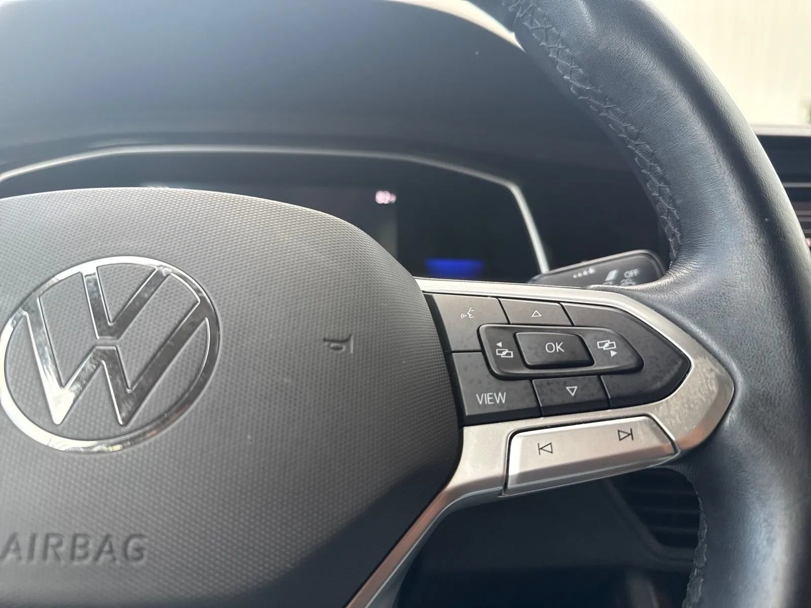 Used 2022 Volkswagen Jetta SE FWD image 19