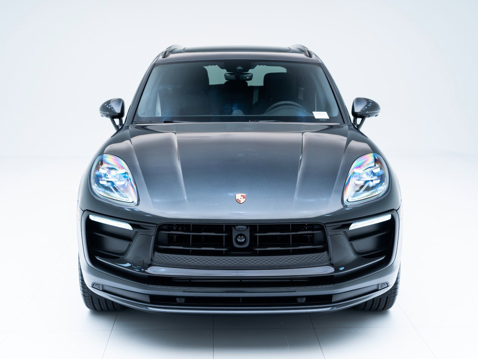 New 2026 Porsche Macan image 6