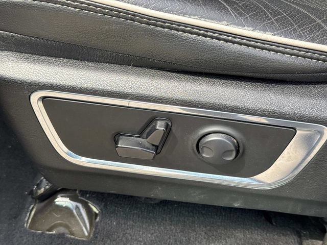 Used 2025 RAM 1500 Laramie AWD/4WD image 28