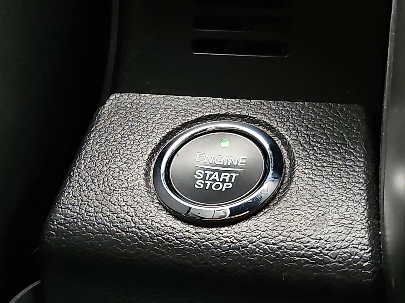 Used 2020 Ford Expedition XLT image 22