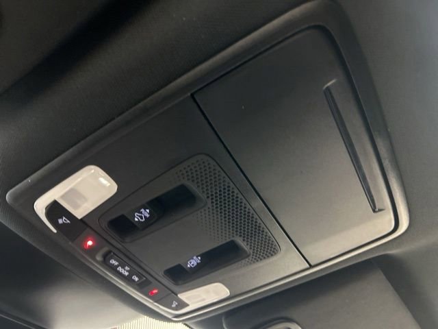 Certified 2025 Honda Pilot Black Edition image 34