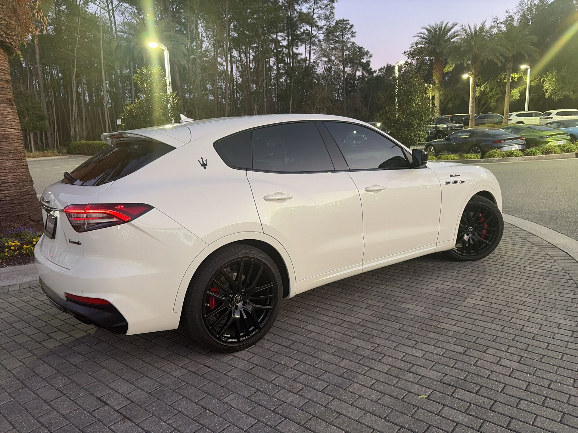 Used 2022 Maserati Levante Modena image 4