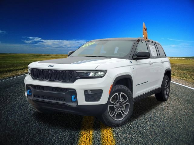 Certified 2022 Jeep Grand Cherokee Trailhawk w/ Advanced Protech Group II image 38