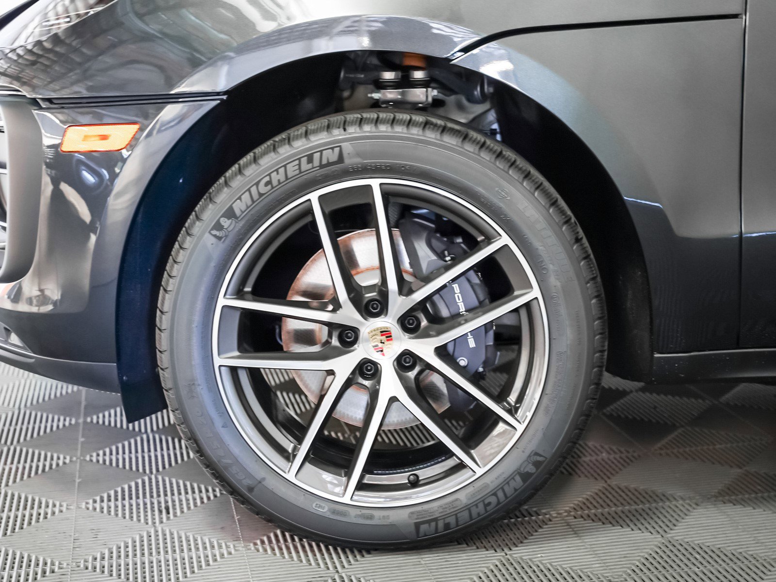 New 2026 Porsche Macan image 14