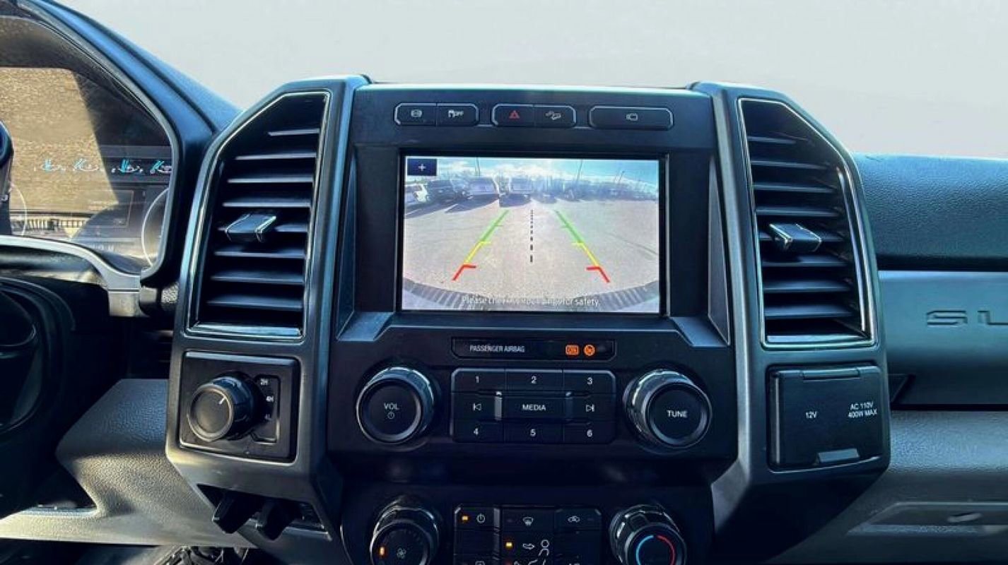 Used 2022 Ford F350 XLT w/ FX4 Off-Road Package image 11