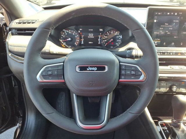 Used 2026 Jeep Compass Limited AWD/4WD image 19