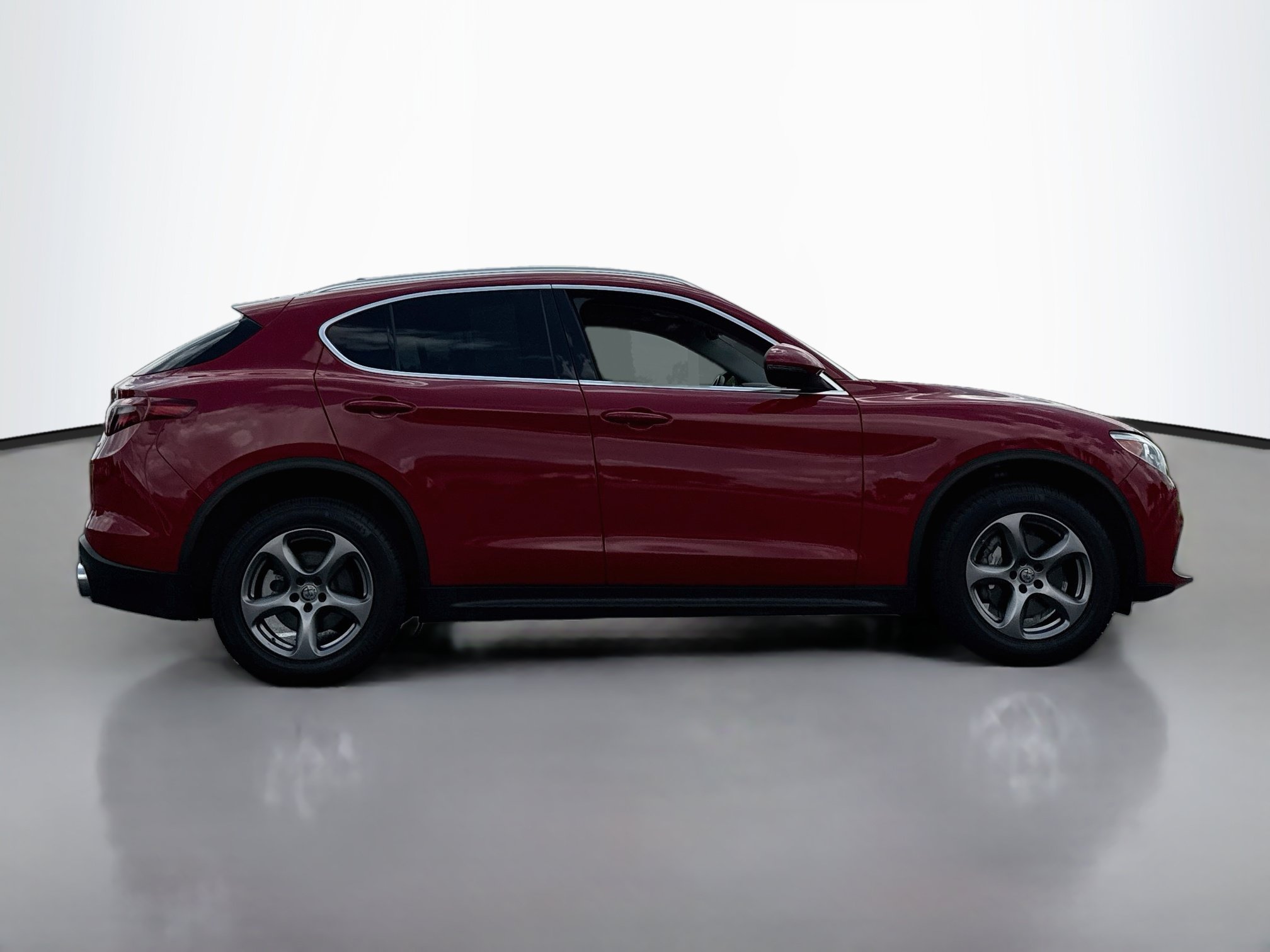 Used 2021 Alfa Romeo Stelvio Sprint w/ Sun & Sound Package AWD/4WD image 8