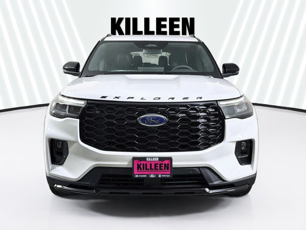 New 2026 Ford Explorer ST-Line w/ ST-Line Street Pack RWD image 2