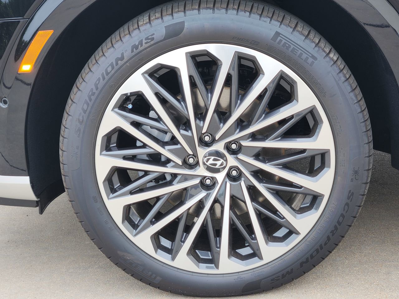 New 2026 Hyundai Palisade Calligraphy FWD image 7