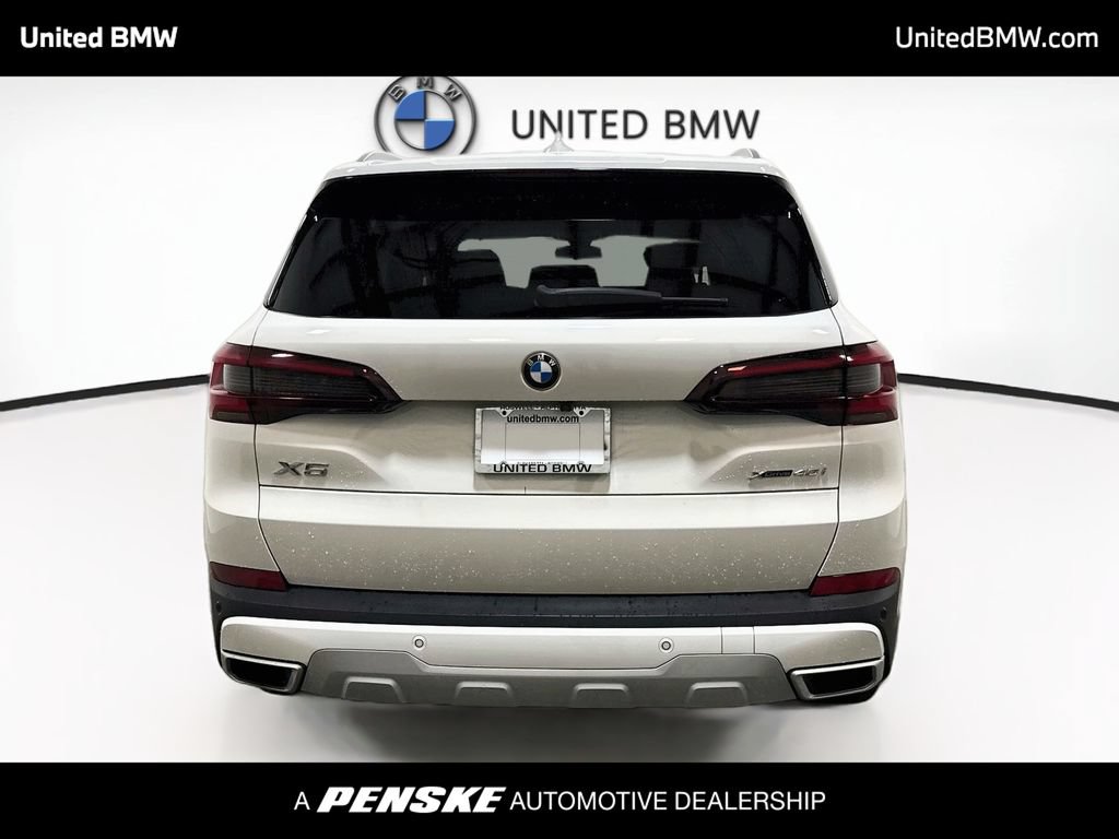 Used 2022 BMW X5 xDrive40i w/ Premium Package AWD/4WD image 6