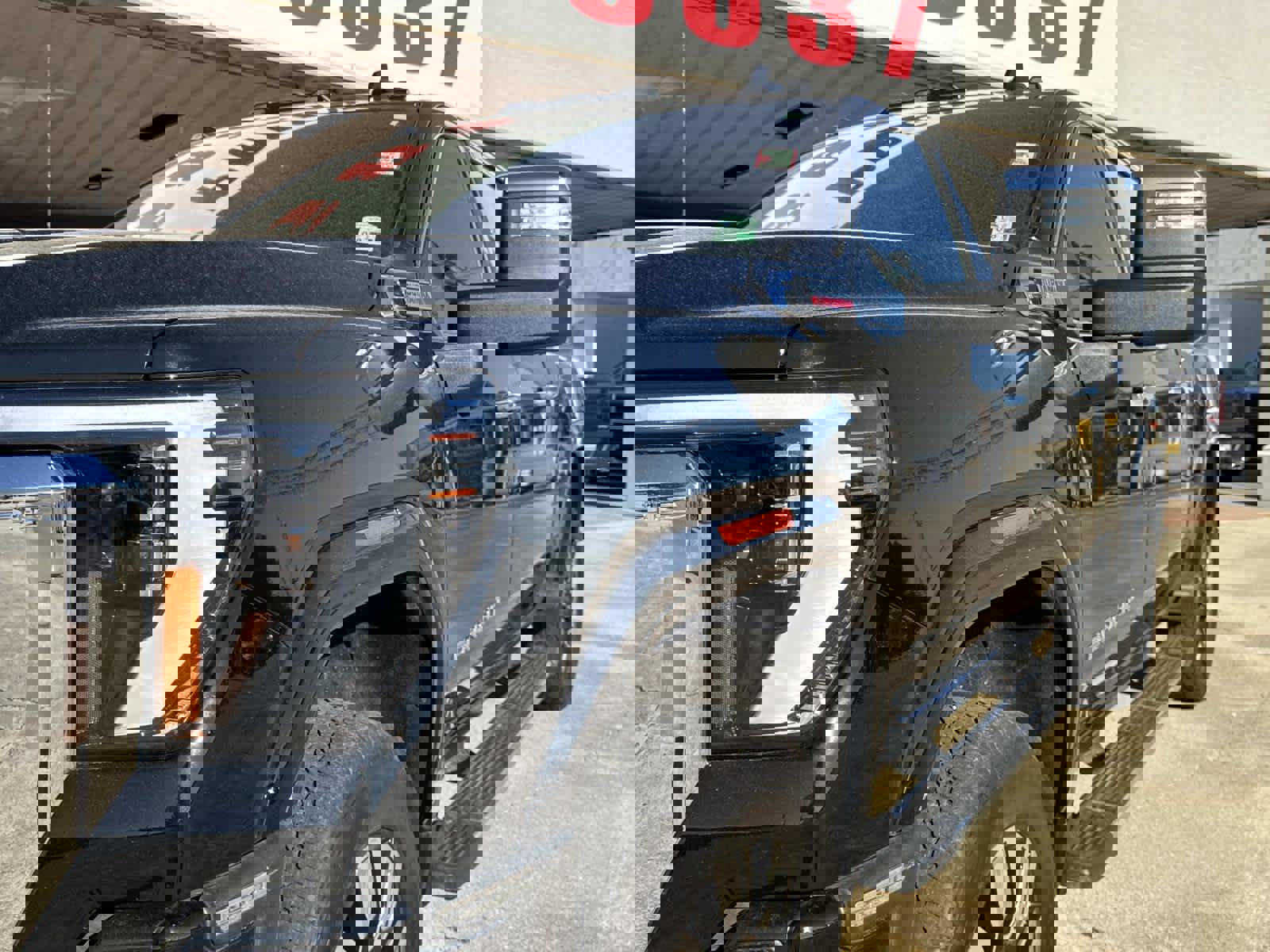 Used 2024 GMC Sierra 2500 Denali w/ Denali Reserve Package image 5