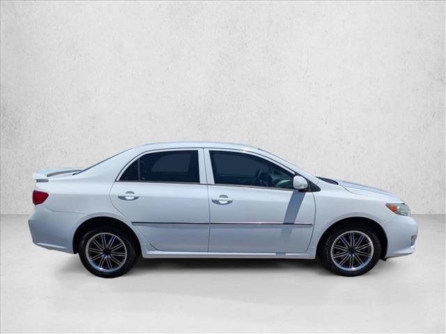 Used 2010 Toyota Corolla LE FWD image 4