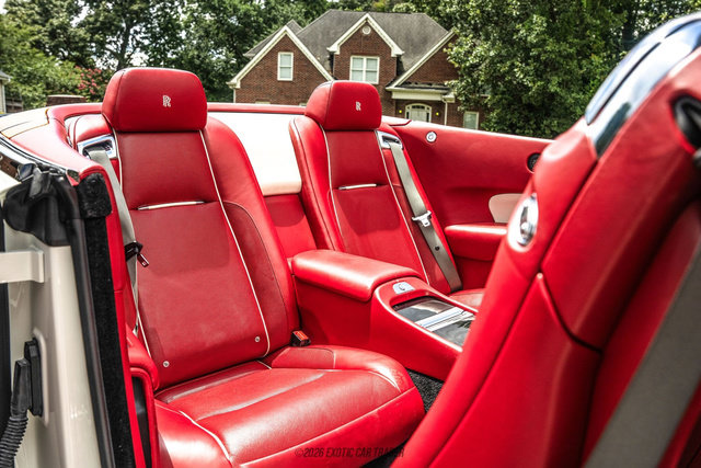Used 2016 Rolls-Royce Dawn RWD image 80