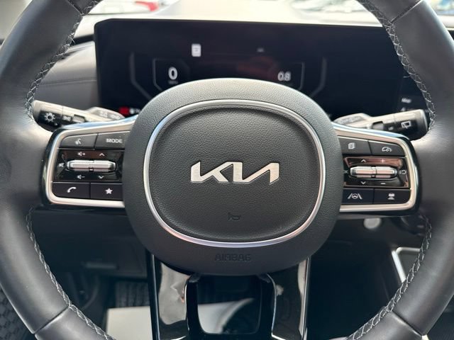 Used 2026 Kia Carnival SX Prestige FWD image 9