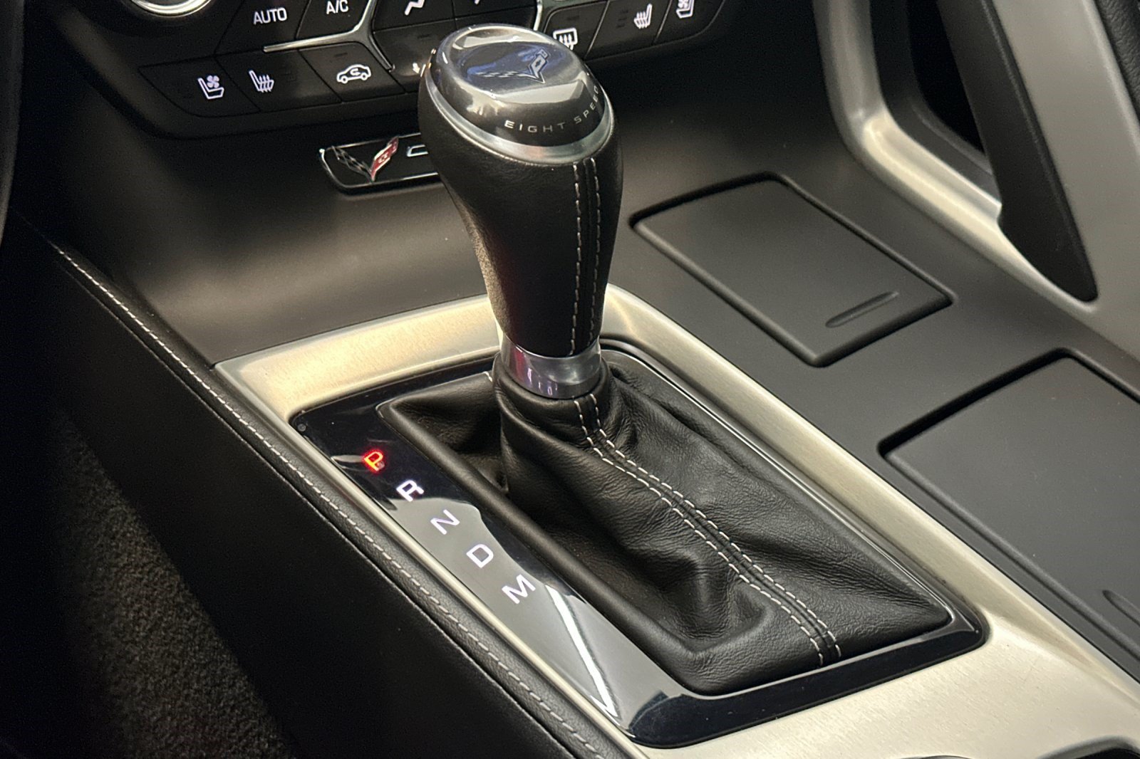 Used 2016 Chevrolet Corvette Stingray Convertible w/ 2LT Preferred Equipment Group RWD image 18