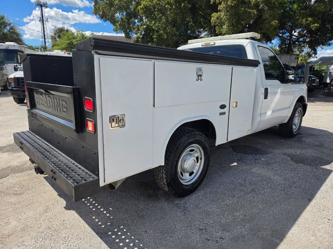Used 2016 Ford F250 XL RWD image 4