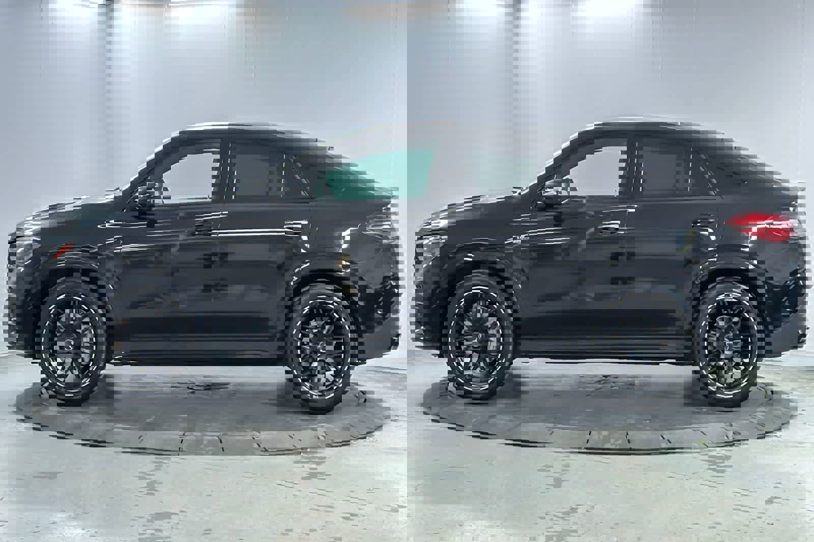 Used 2024 Mercedes-Benz GLE 53 AMG 4MATIC Coupe image 5