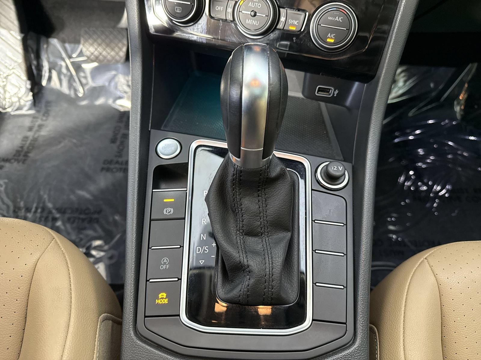 Used 2019 Volkswagen Jetta SEL FWD image 16